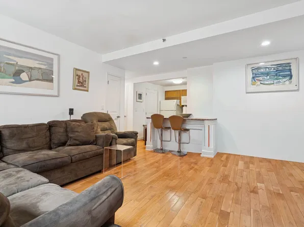 29 West 138th Street image 2 of 7