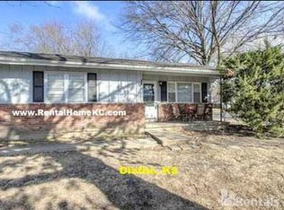 314 E Grace St, Olathe, KS 66061