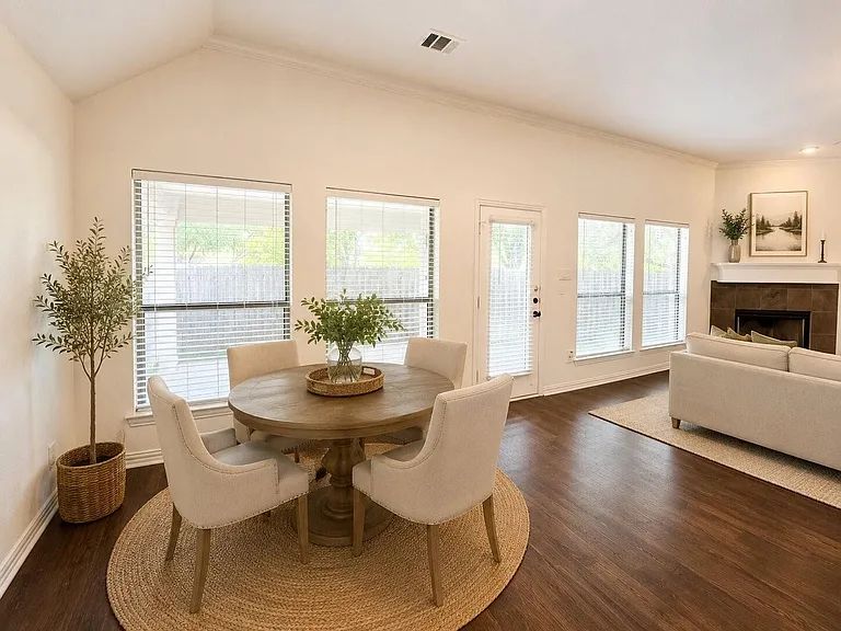 500 Hidden Meadow Ct — Photo 10