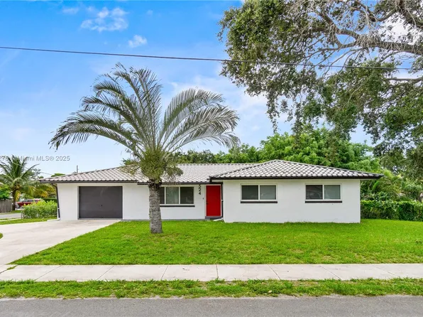 524 NW 7th Ct, Boynton Beach, FL 33426