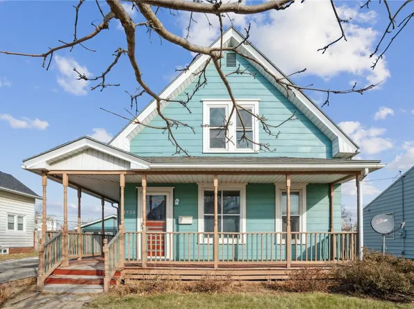 1735 D St SW, Cedar Rapids, IA 52404