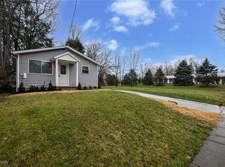 1411 Nome Ave, Akron, OH 44320