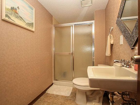 4th image of 3633 15th Avenue Ct