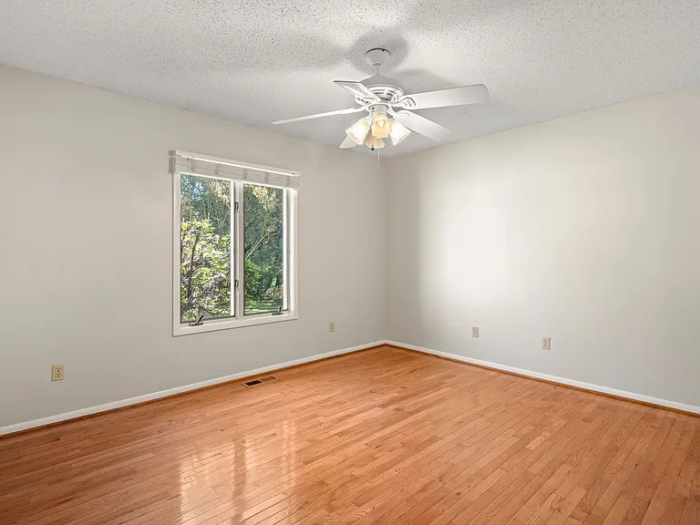 119 W Chippendale Dr — Photo 35
