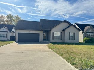 1108 Campbell Ct, Clarksville, TN 37042