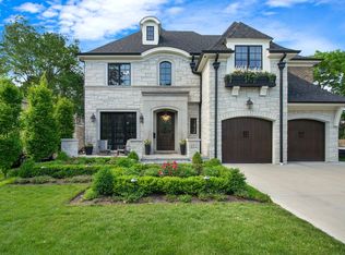 181 W Olive St, Elmhurst, IL 60126