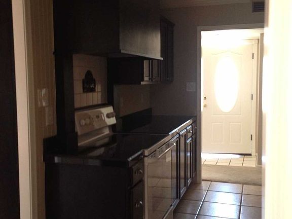 3rd image of 12418 N Saint Andrew Dr W