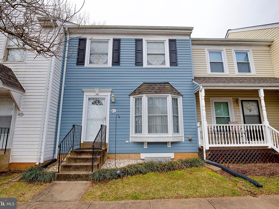 1st image of 811 Madison Ct