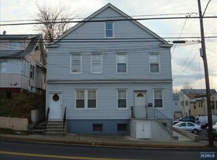 30 Glover Ave, Woodland Park, NJ 07424