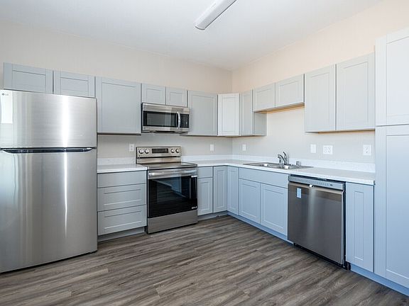 4th image of 247 Us Highway 550 NE Unit 203