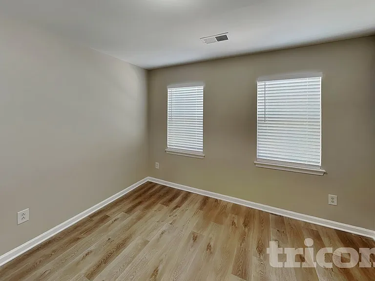 3101 Less Traveled Trl — Photo 14