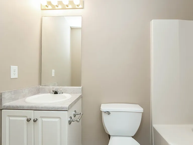 7509 Stonehenge Way — Photo 14
