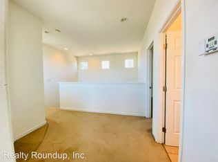 7105 Elvora Way, Elk Grove, CA