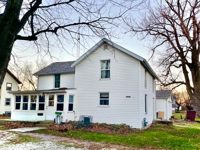 429 N 3rd Ave, Chenoa, IL, 61726