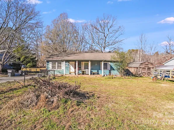 4307 Freeport Dr, Gastonia, NC 28052