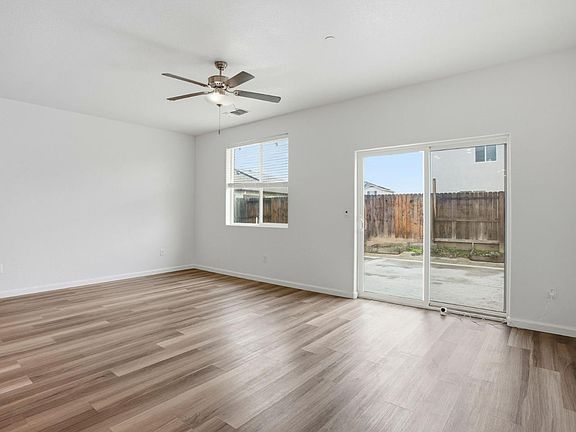 5th image of 5717 Harcrest Dr