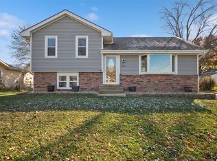 321 NE 9th St, Ankeny, IA 50021