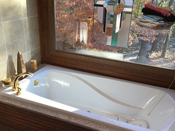 2nd image of 8121 Kemperridge Ct