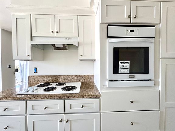 2nd image of 1740 N Harvard Blvd #307
