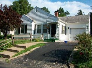 2202 Monterey Dr, Saint Joseph, MO 64507