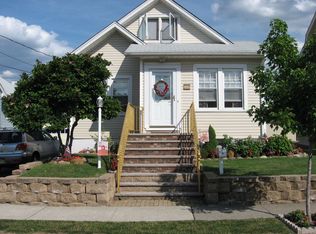 76 Garfield Pl, Totowa, NJ