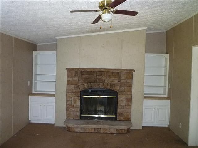 2nd image of 8 Burbage Ln