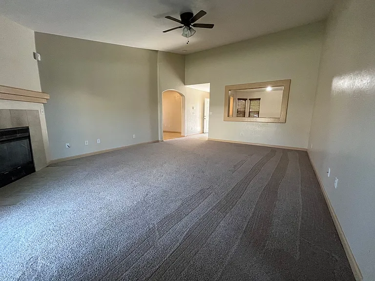 1030 S Vista St — Photo 11