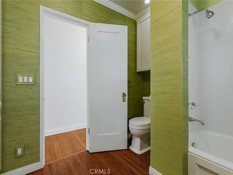 1243 Rossmoyne Ave — Photo 25
