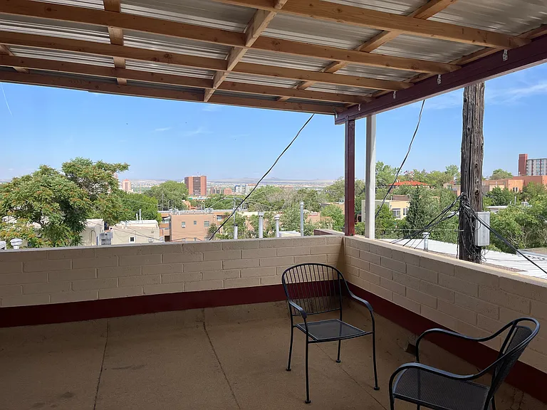 large and Updated 776 SF 1 Bedroom just 4 Blocks From UNM — Photo 14