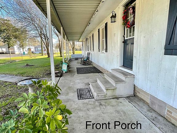 3rd image of 309 Oak St