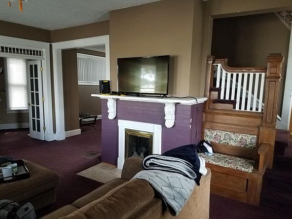 3rd image of 701 N Wheeling Ave
