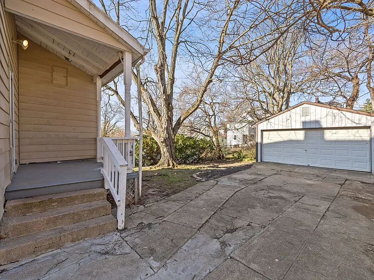 3713 Lovell Ave — Photo 25