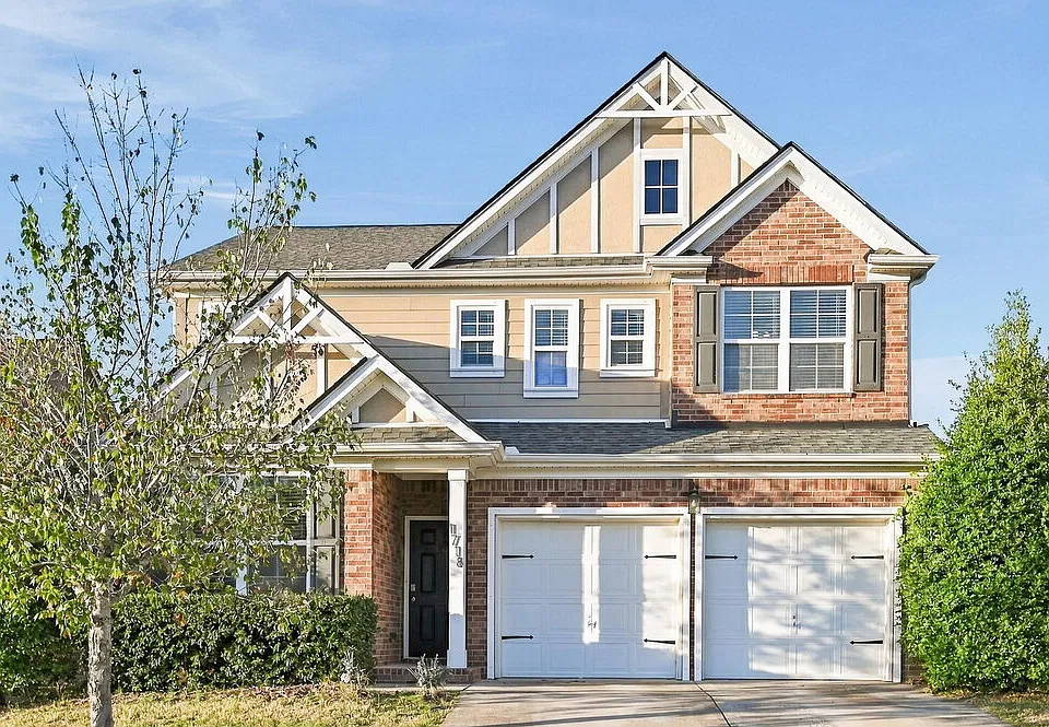 1718 Hartford Ln