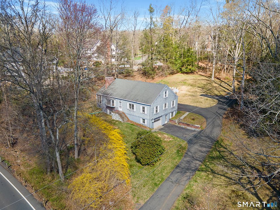 1st image of 440 Roxbury Road