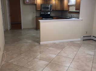26 North St #1, Elmwood Park, NJ 07407