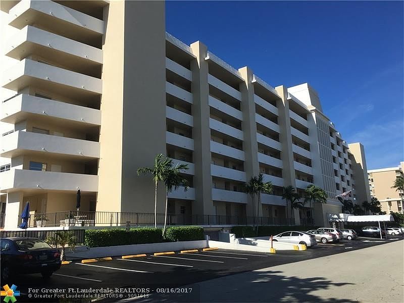 WELCOME TO ONE OF FORT LAUDERDALES PREMIER CONDOMINIUMS.