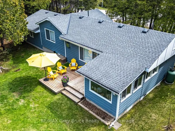 188 Bay St, South Bruce Peninsula, ON N0H 2T0