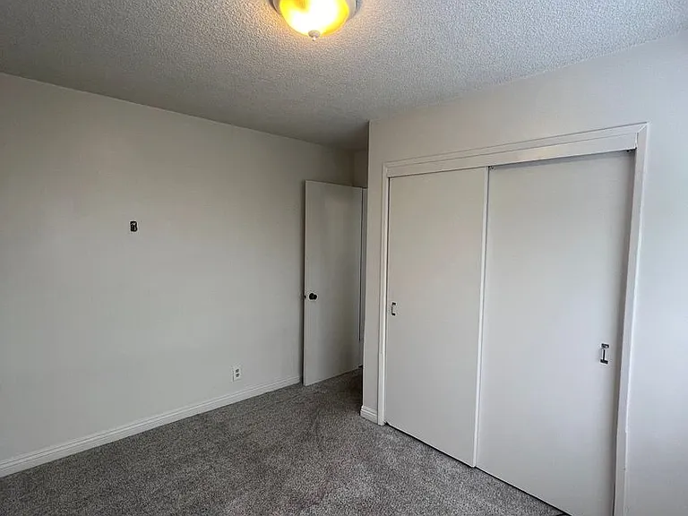 Washington Ave 512 — Photo 12