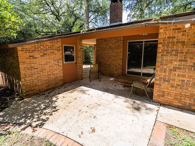 2103 Evergreen Dr — Photo 43