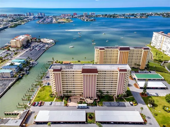 4550 Cove Cir APT 205, Saint Petersburg, FL 33708