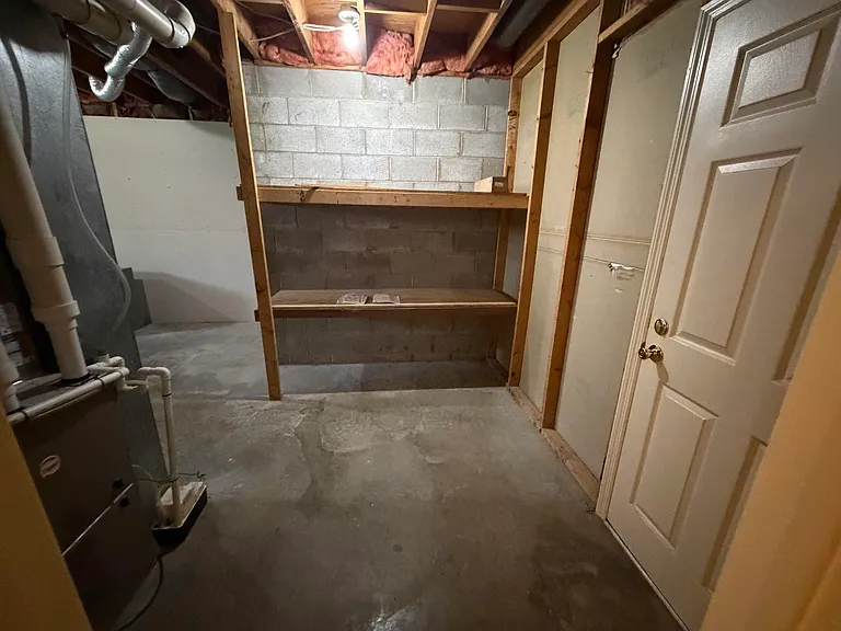 1112 Pepperhill Cir — Photo 30