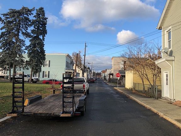 5th image of 130 Lancaster St