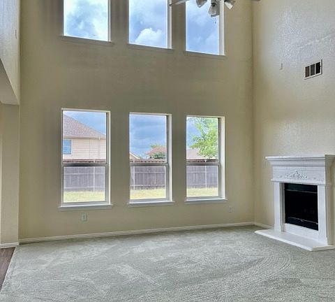 2nd image of 2301 Sunshine Dr