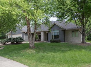 972 Whitney Ln SW, Rochester, MN 55902