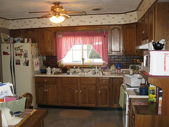 5th image of 506 Indiana Ave