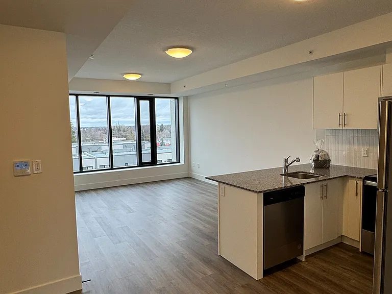 107 Roger St #609 — Photo 7