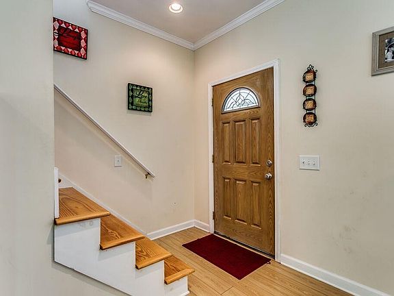 3rd image of 1050 Hagley Dr. Hagley Estates Lot 28