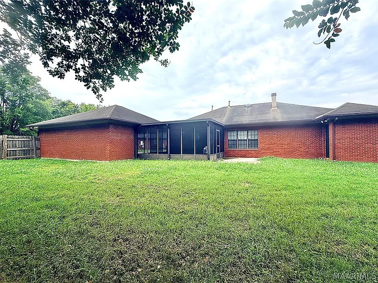 6630 Stablegate Ct — Photo 18