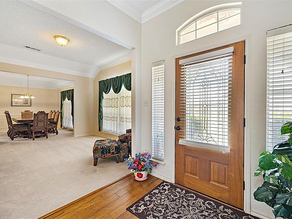 3rd image of 4114 Cavalier Dr