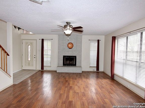 4th image of 1040 Jasper Hill Ln